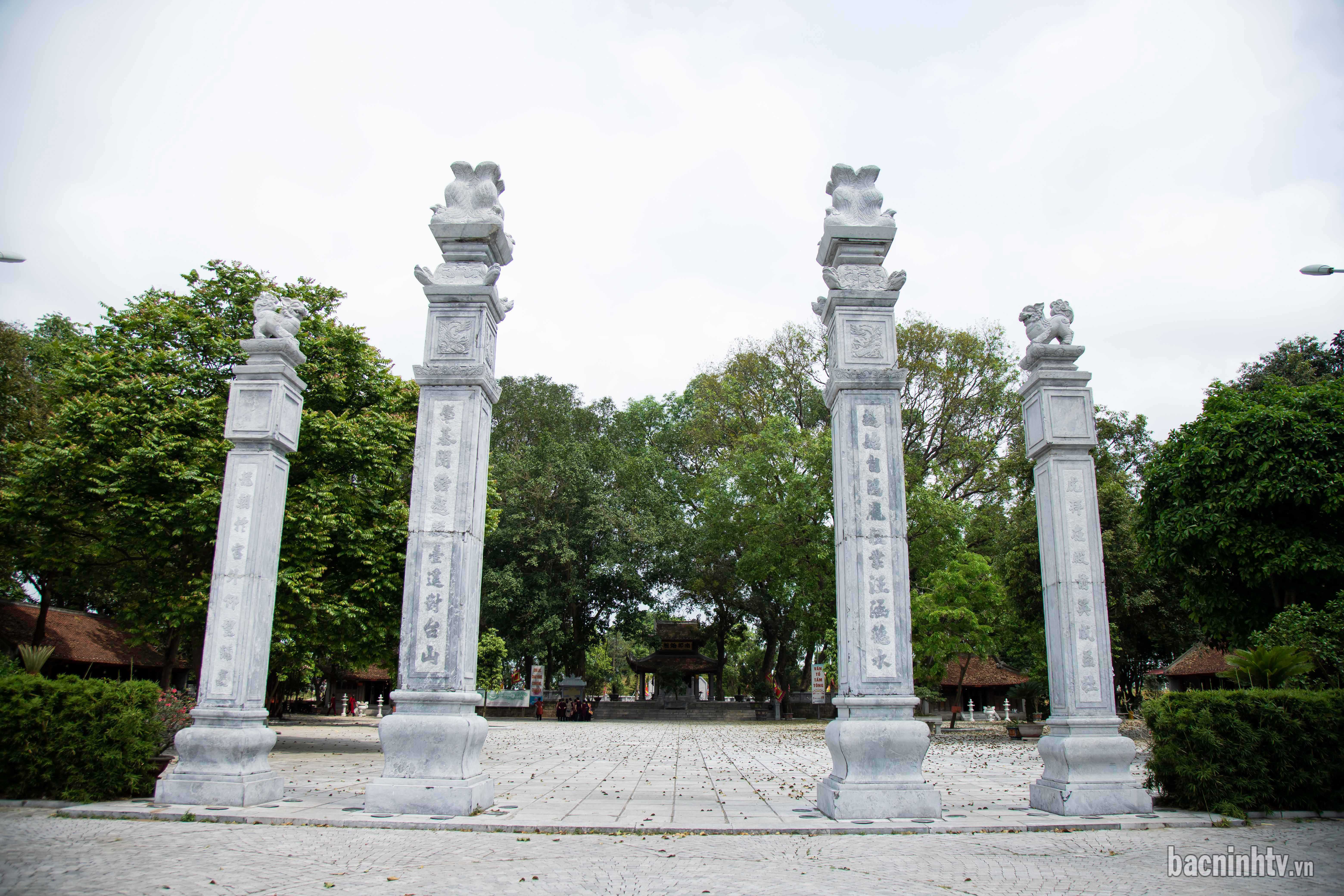 Điểm du lịch di tích quốc gia Lăng và đền thờ Kinh Dương Vương